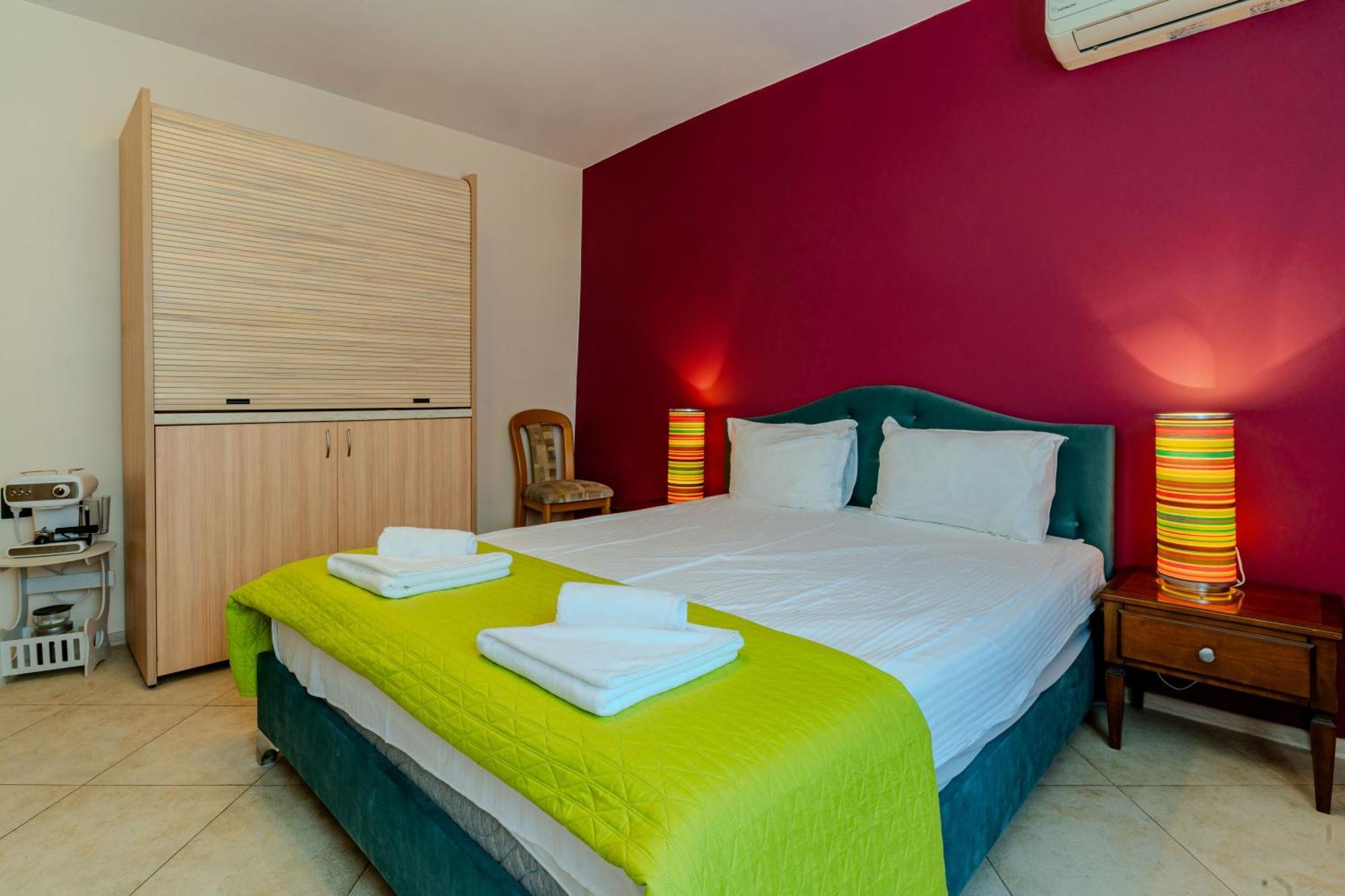 Aleko Apartments City Center Veliko Tarnovo Extérieur photo