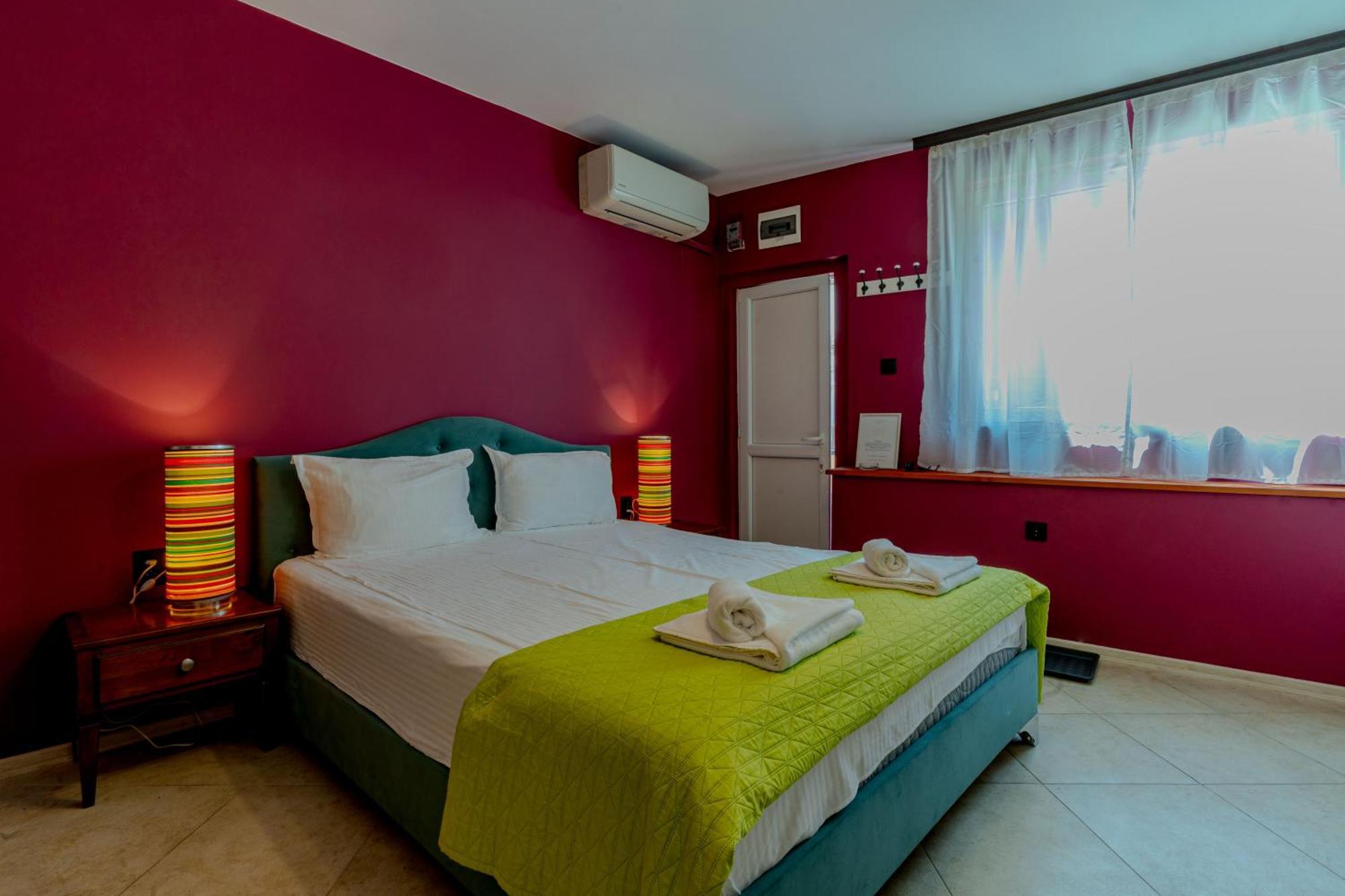 Aleko Apartments City Center Veliko Tarnovo Extérieur photo
