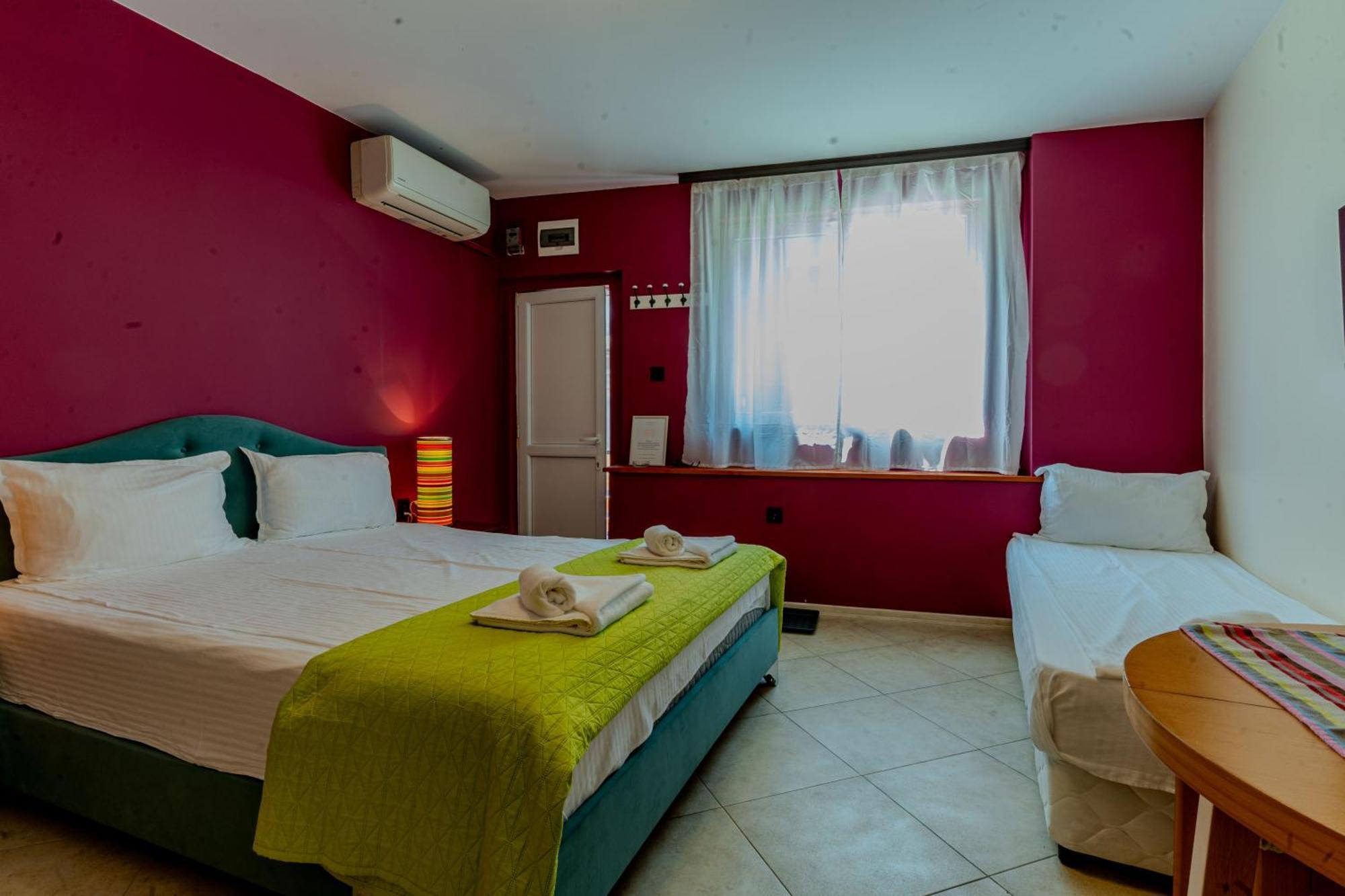 Aleko Apartments City Center Veliko Tarnovo Extérieur photo