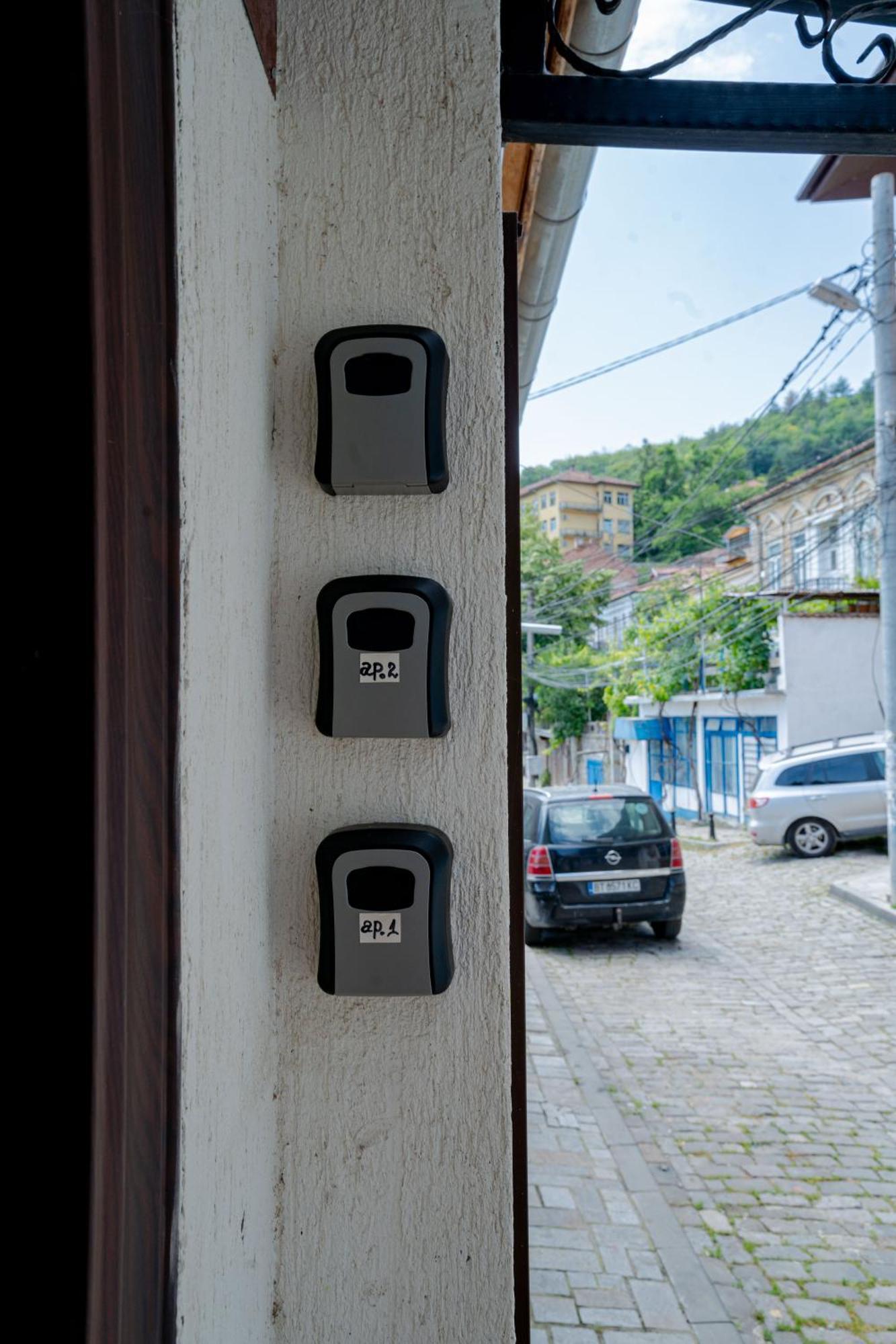 Aleko Apartments City Center Veliko Tarnovo Extérieur photo